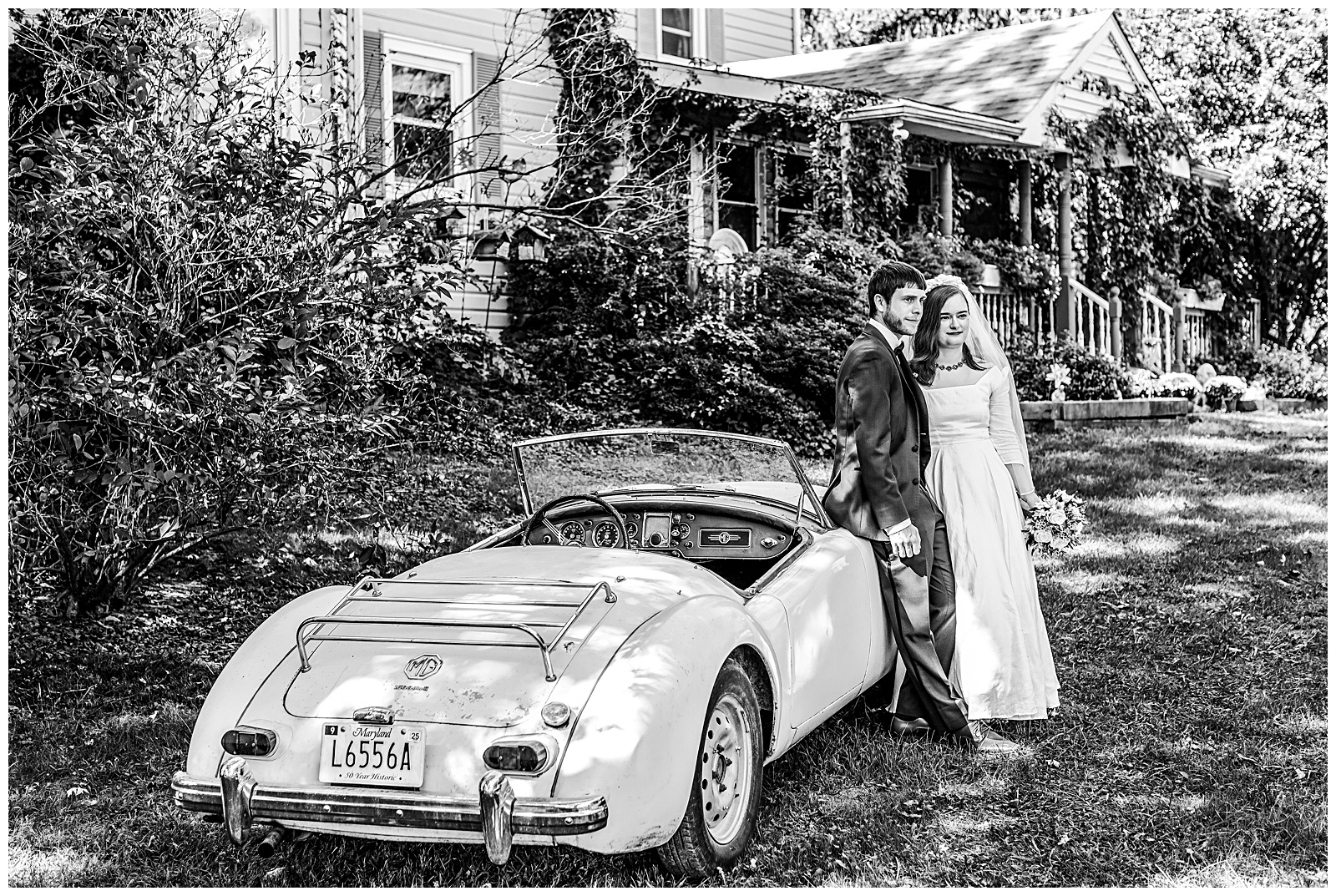 vintage car with wedding couple during October autumn wedding at Romantic Autumn Wedding at Fairwinds