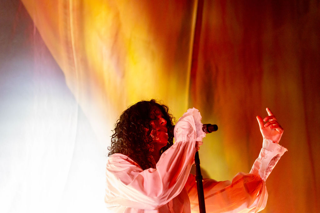 Audience view of 070 Shake performing live at the 9:30 Club in Washington DC.